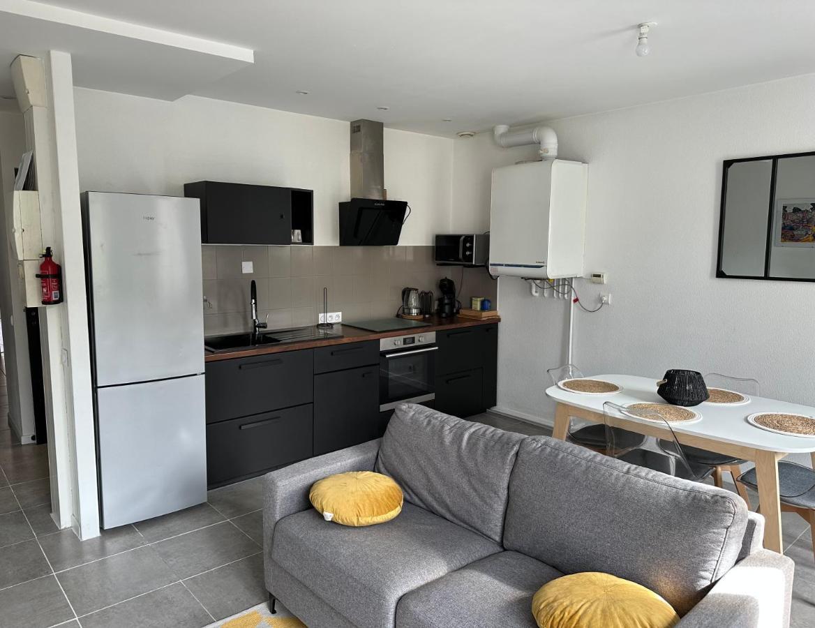 Apartment Avec Terrasse Au Puy