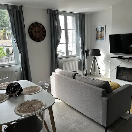 Appartement Avec Terrasse Au Puy Le Puy-en-Velay Exterior foto