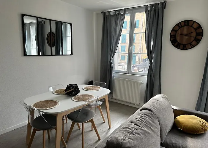 Appartement Avec Terrasse Au Puy